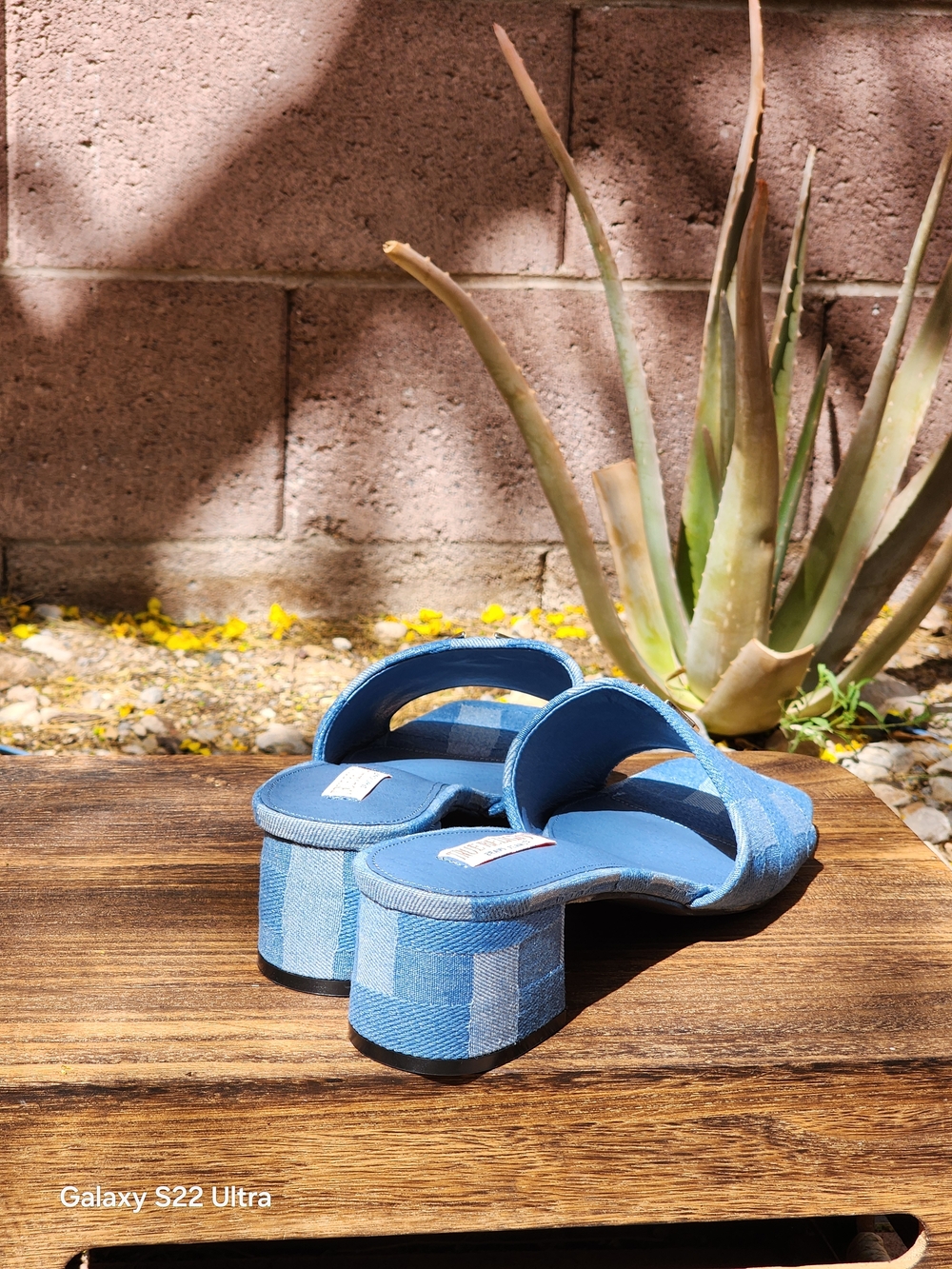True Religion Blue Denim Single Strap Logo Block-Print Sandal Heels Size 7 - Picture 9 of 10